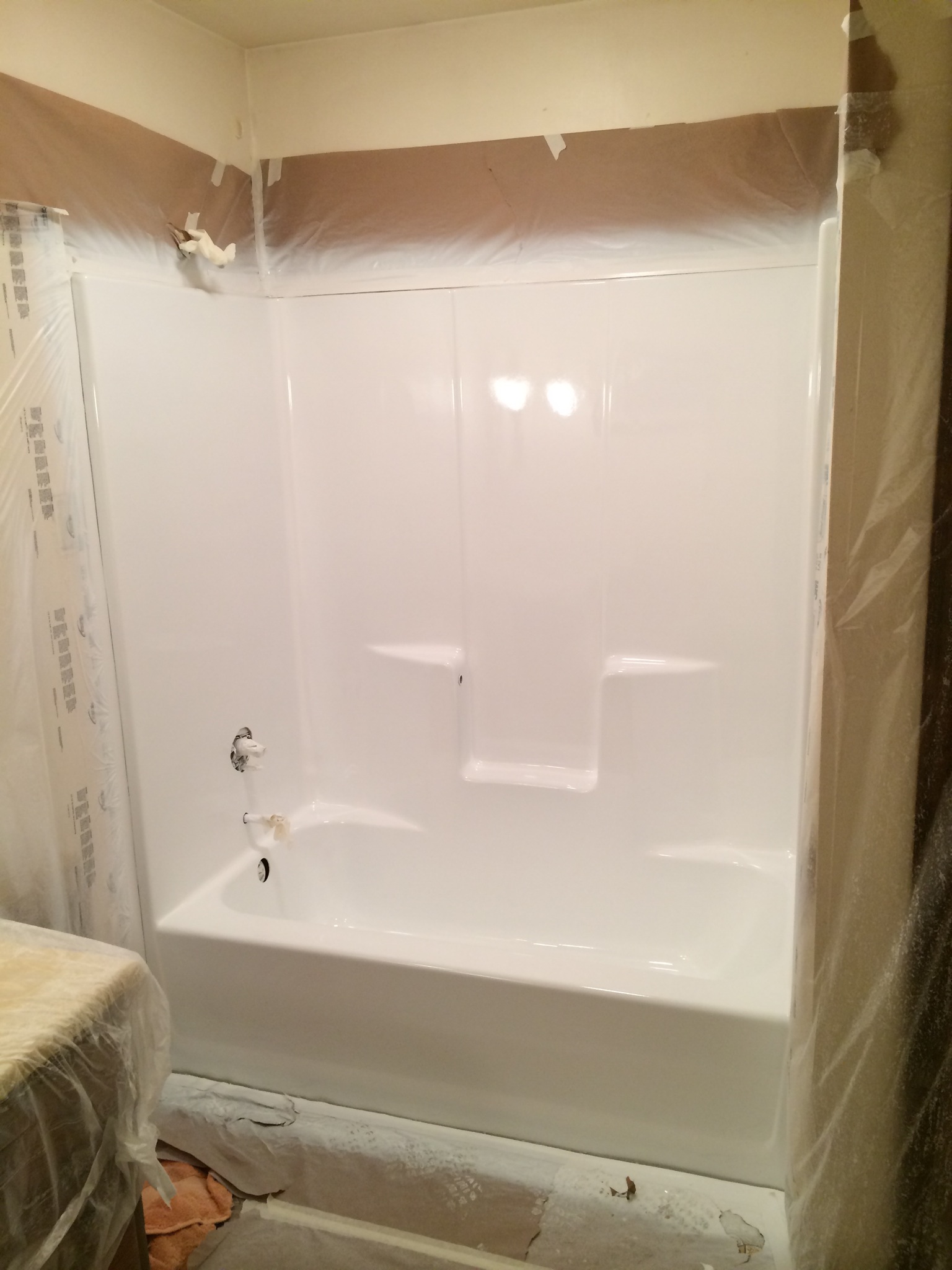 resurface fiberglass bathtub